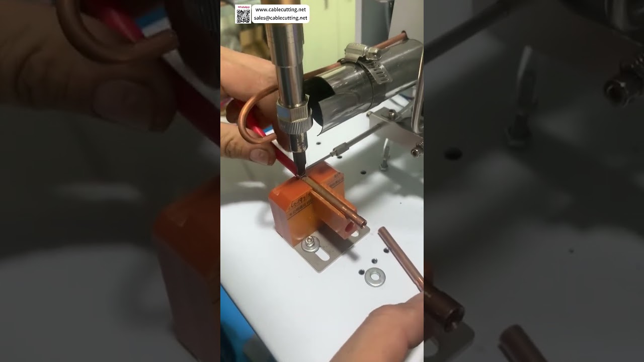 Halvautomatisk lödningsmaskin för 8 gauge silikonkabel till kopparrör - precisionssvetsverktyg